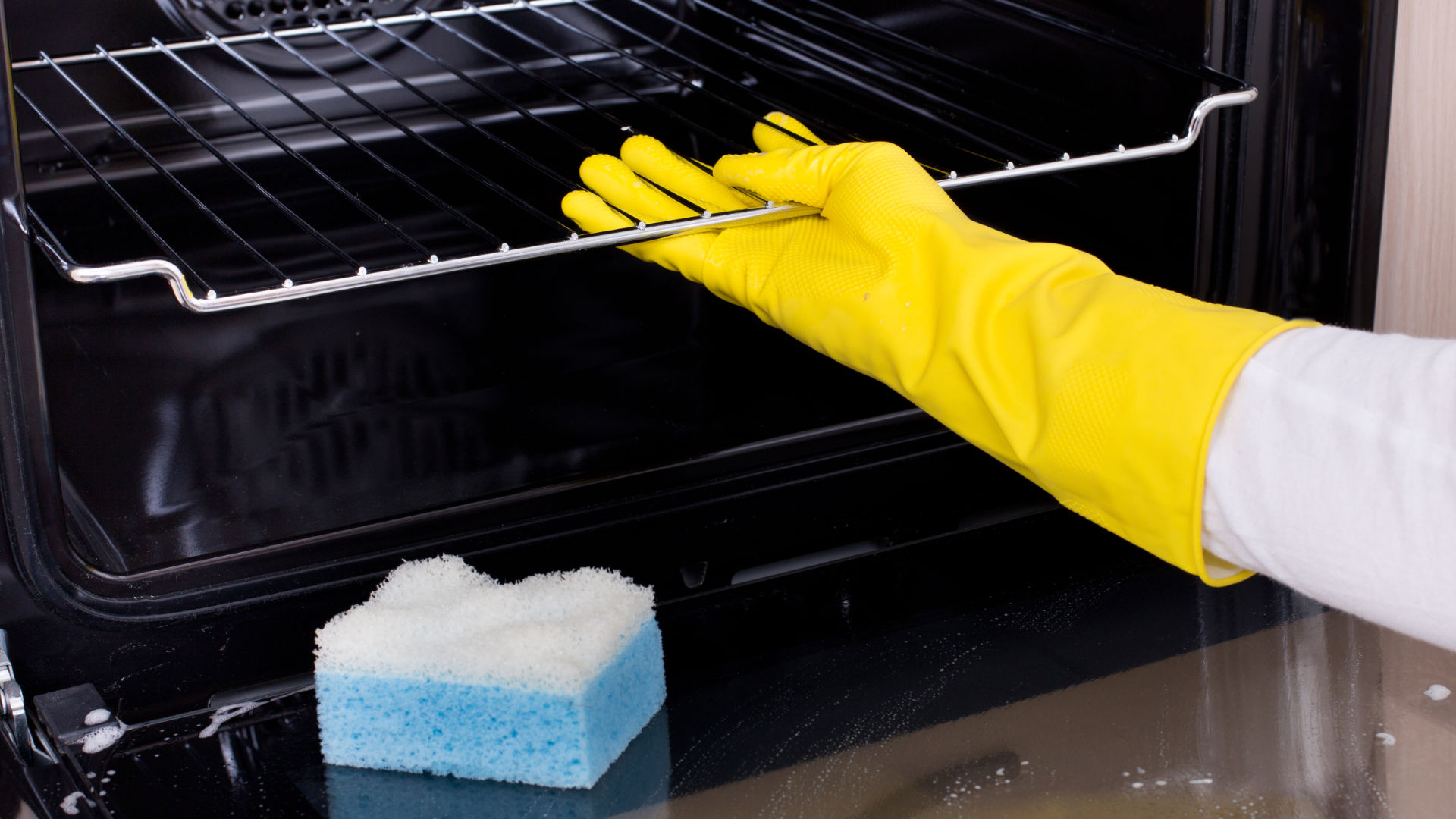 Can Self Cleaning Oven Kill You: Demystifying the Oven Safety Saga