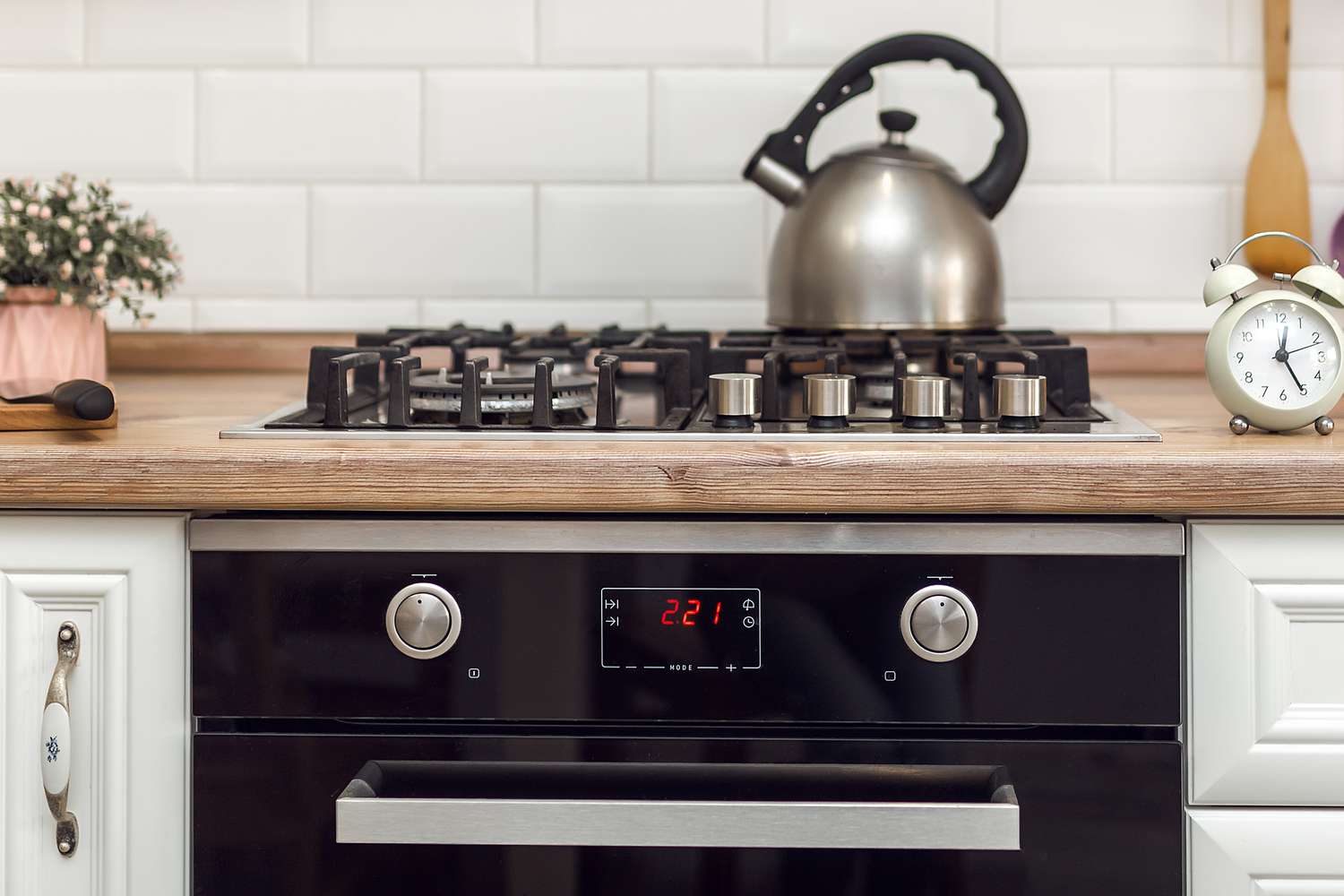 Can Self Cleaning Oven Kill You: Demystifying the Oven Safety Saga